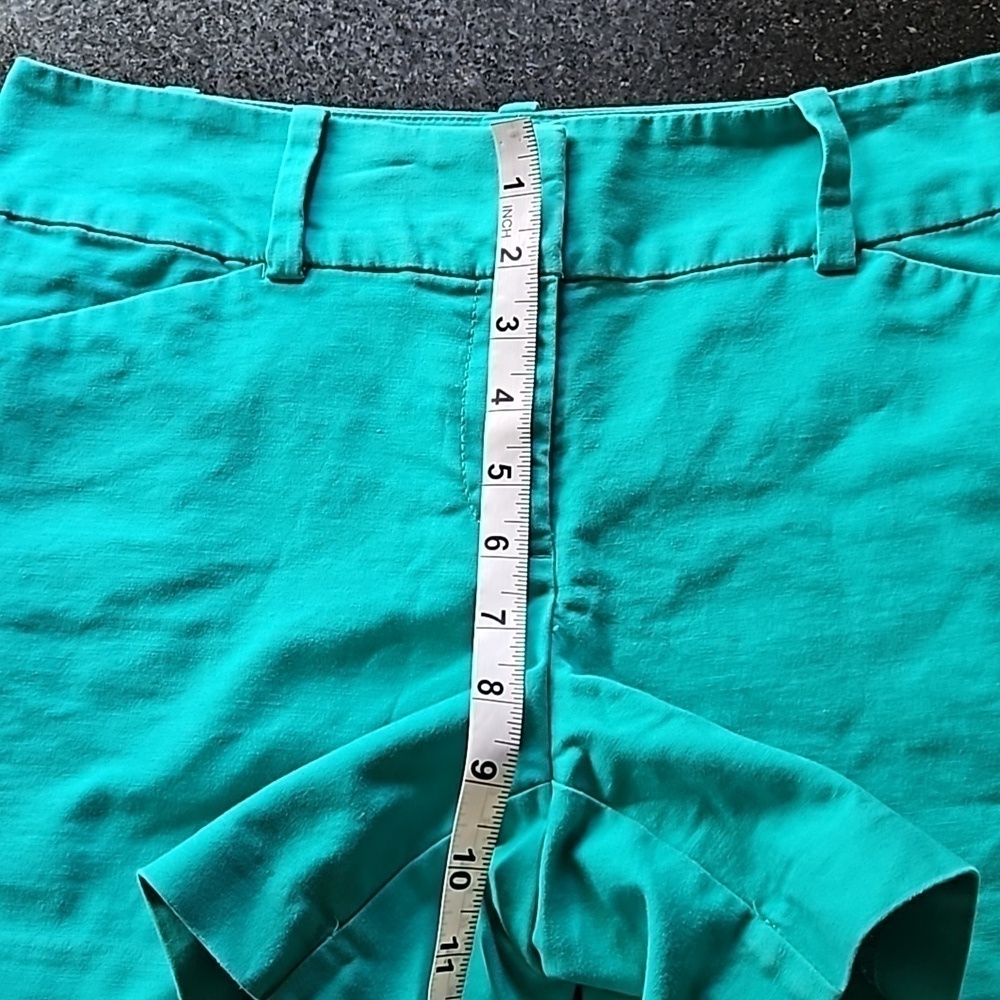 Ann Taylor Signature Green Cotton Stretch 4" Flat Front Shorts Size 6 - Picture 10 of 11